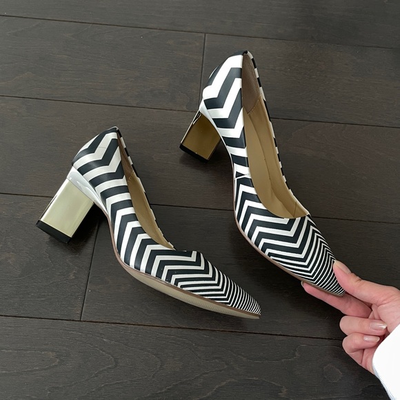 Zebra print heels (like new) - Picture 2 of 4